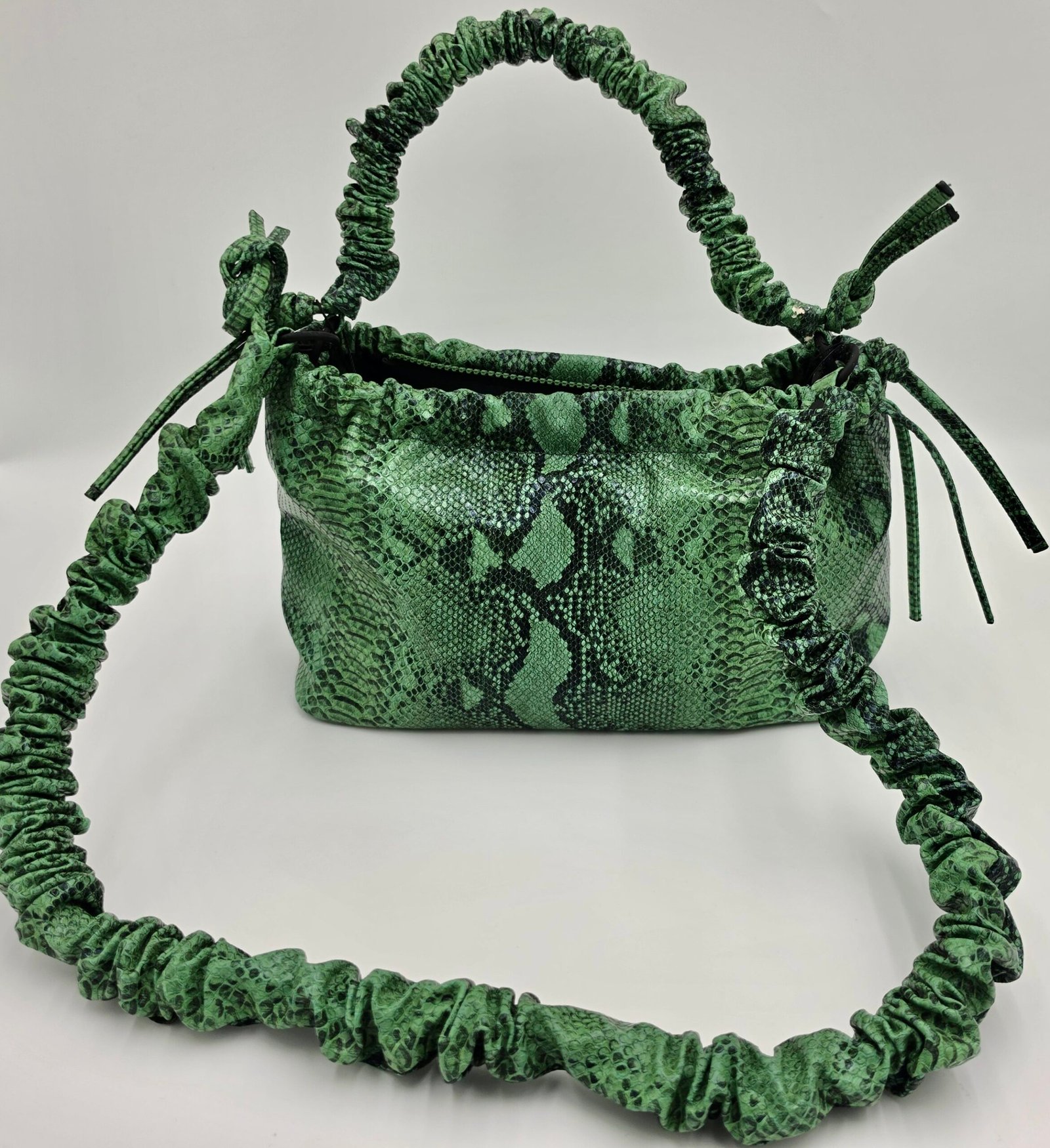 HVISK BAG HVISK rcadia snake skin bag - Image 1